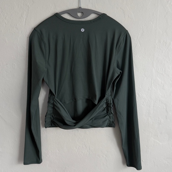 Lululemon All It Takes Back-Twist Longsleeve - Picture 4 of 6